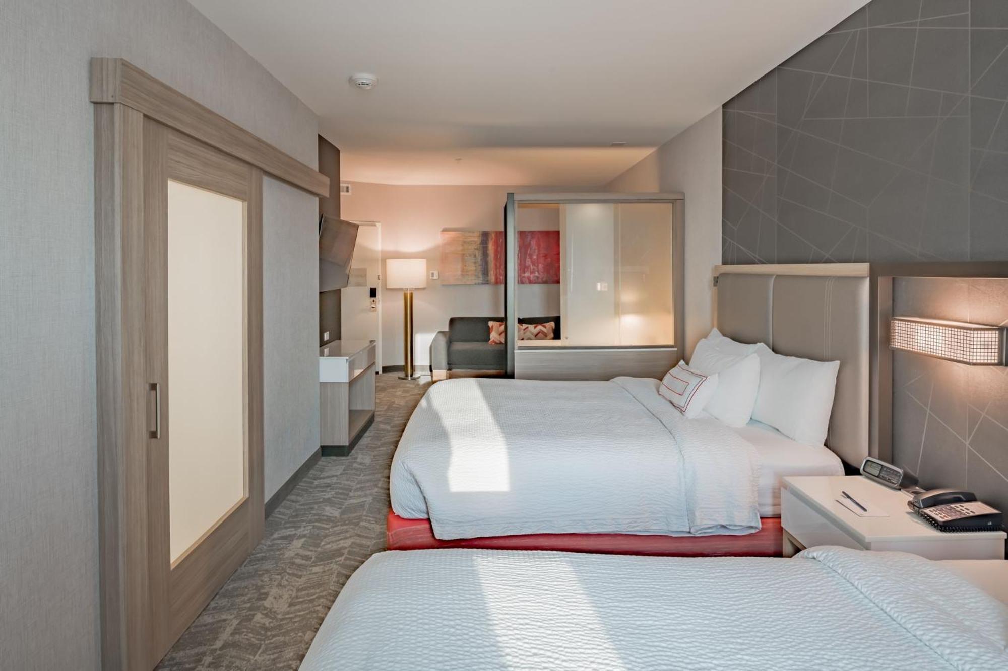 Springhill Suites Dallas Central Expressway Экстерьер фото