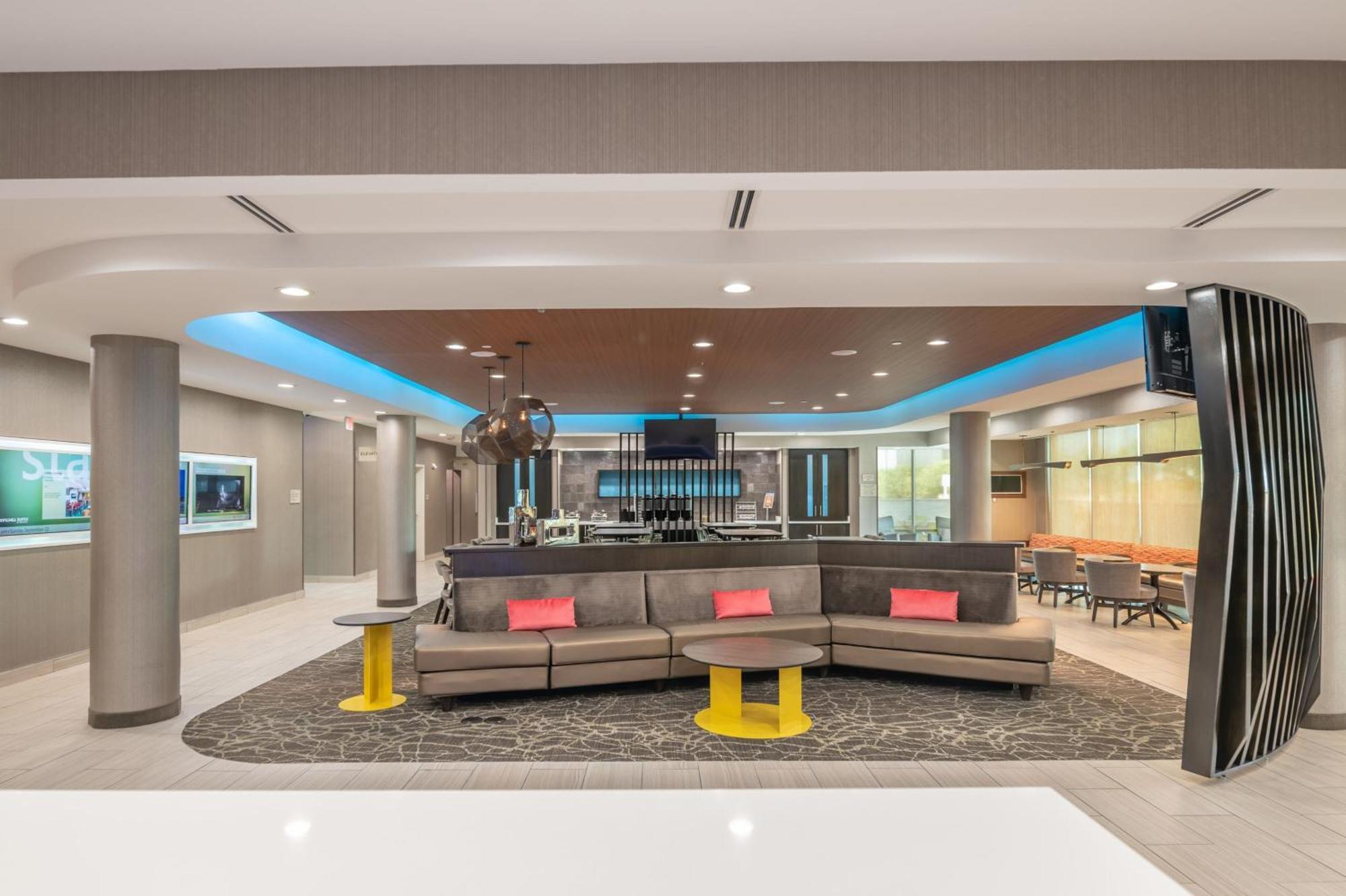 Springhill Suites Dallas Central Expressway Экстерьер фото