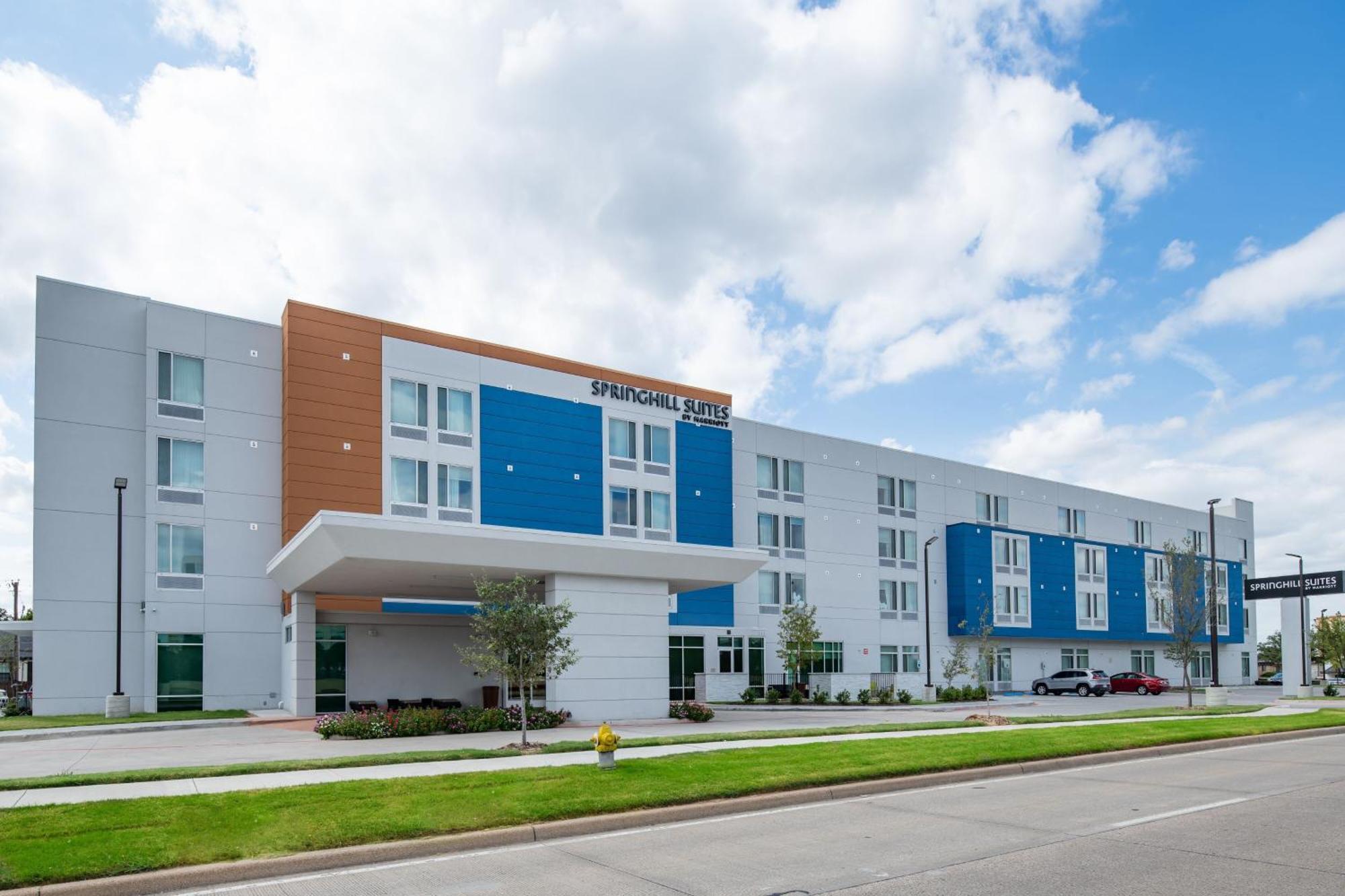 Springhill Suites Dallas Central Expressway Экстерьер фото