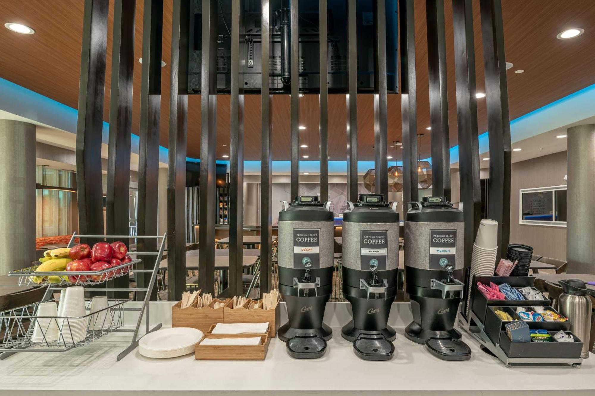 Springhill Suites Dallas Central Expressway Экстерьер фото