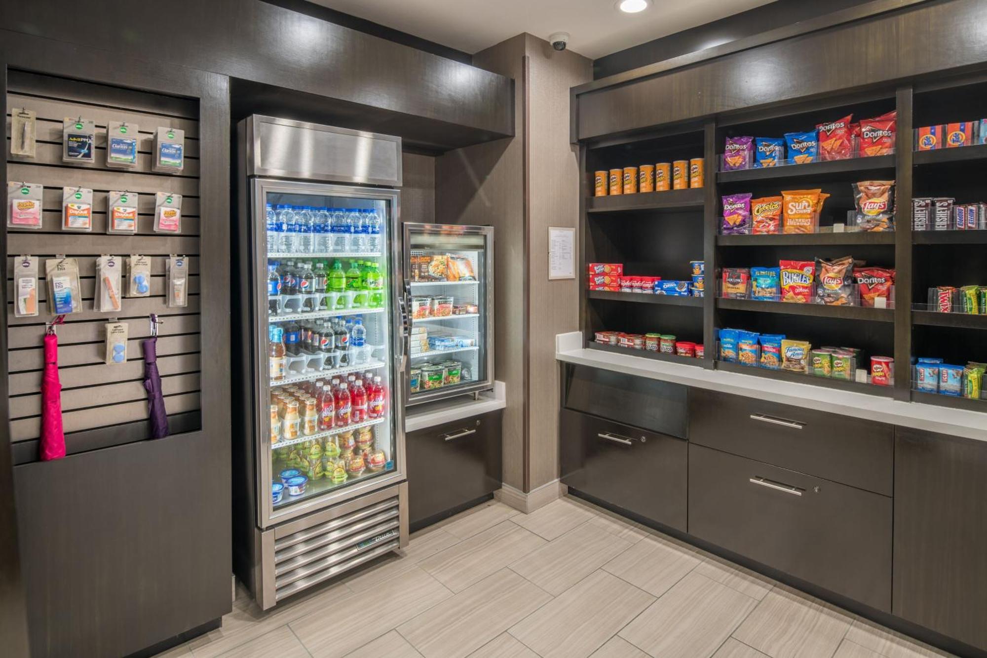 Springhill Suites Dallas Central Expressway Экстерьер фото