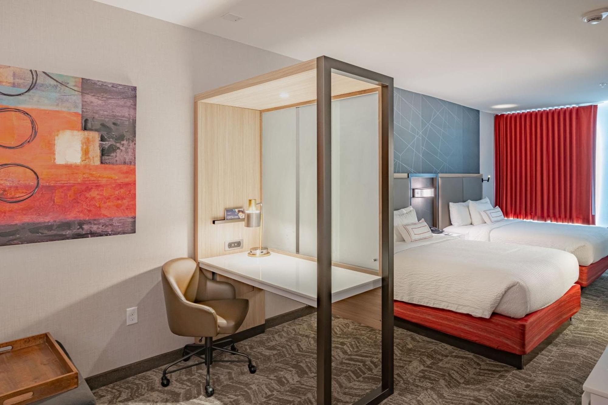 Springhill Suites Dallas Central Expressway Экстерьер фото