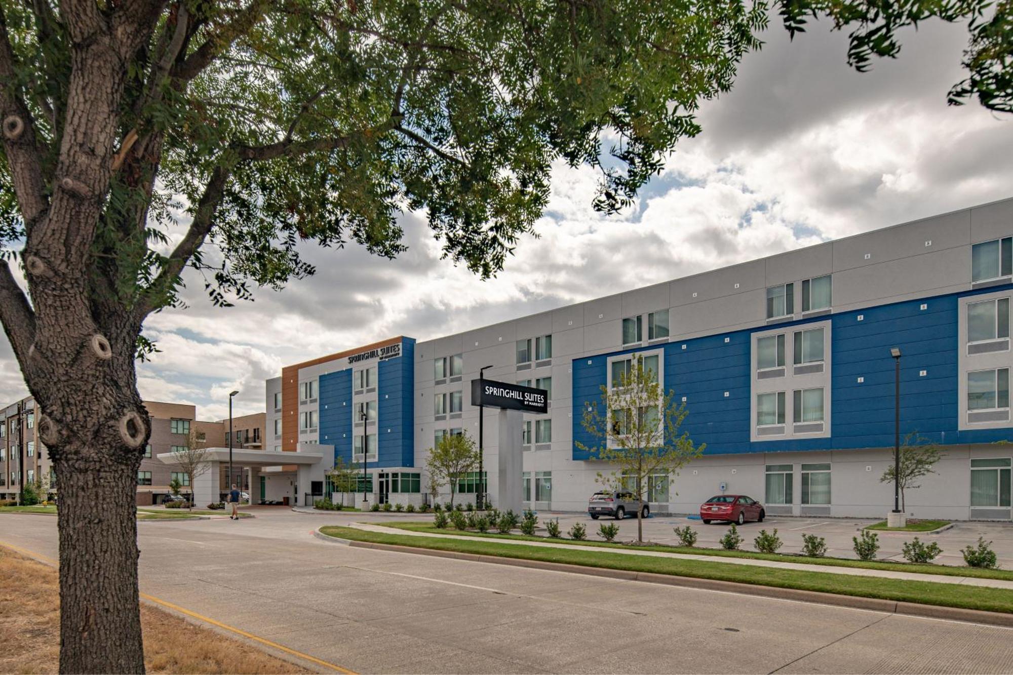 Springhill Suites Dallas Central Expressway Экстерьер фото
